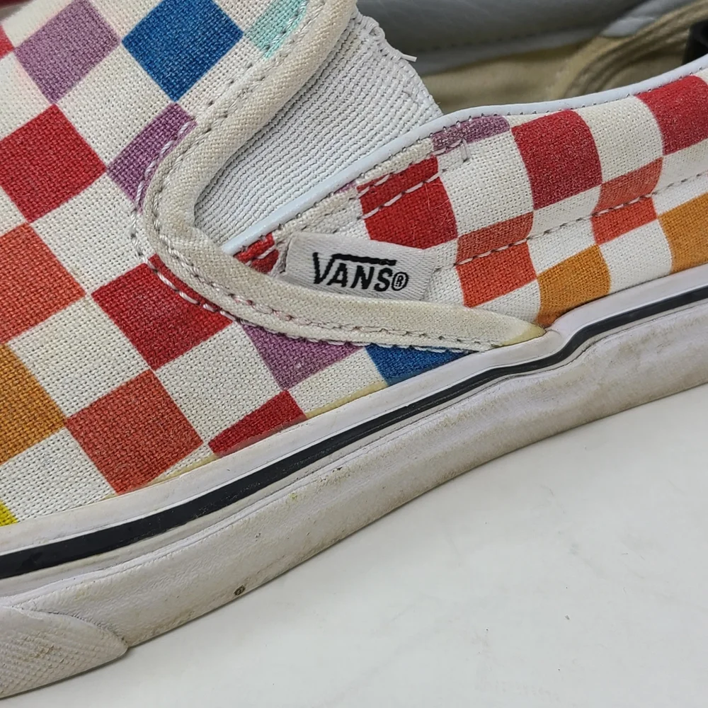 VANS Classic Slip On Low Top Canvas Shoes Rainbow Checkered Skate Pride size 6.5